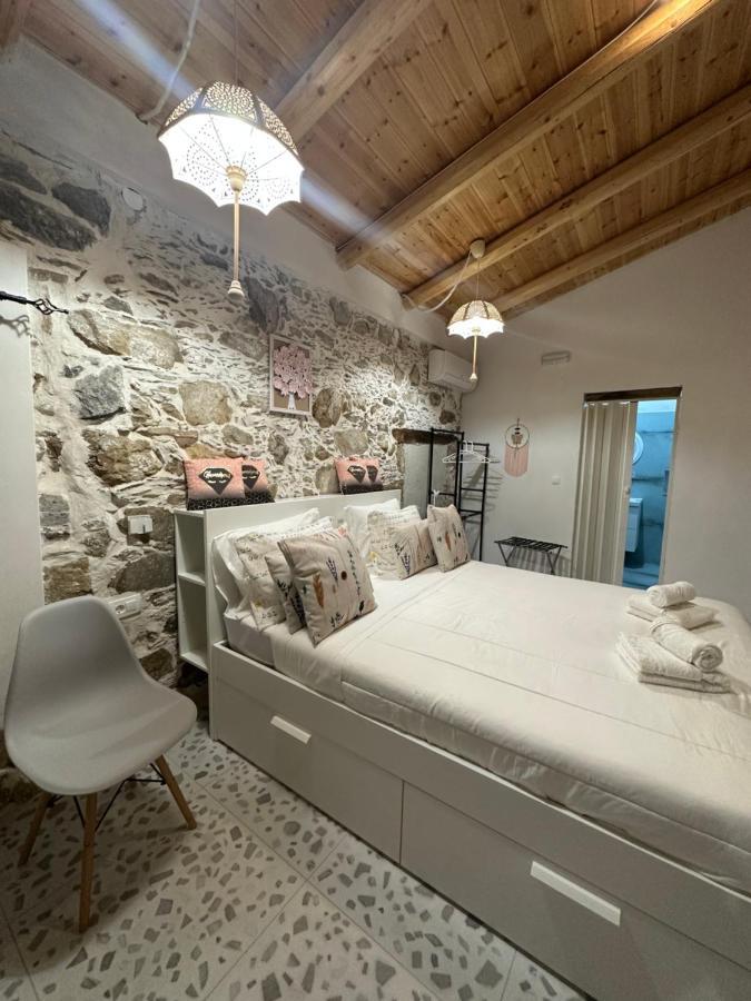 Отель Cocooning Blue House Elafonisi Vathi  Экстерьер фото